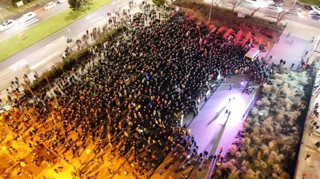 Protestné zhromaždenie na námestí v Prievidzi 24.1.2025 (zdroj: Archív (es))