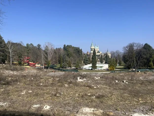 Stavenisko na kúpalisku Čajka (zdroj: Slavomír Pavle)